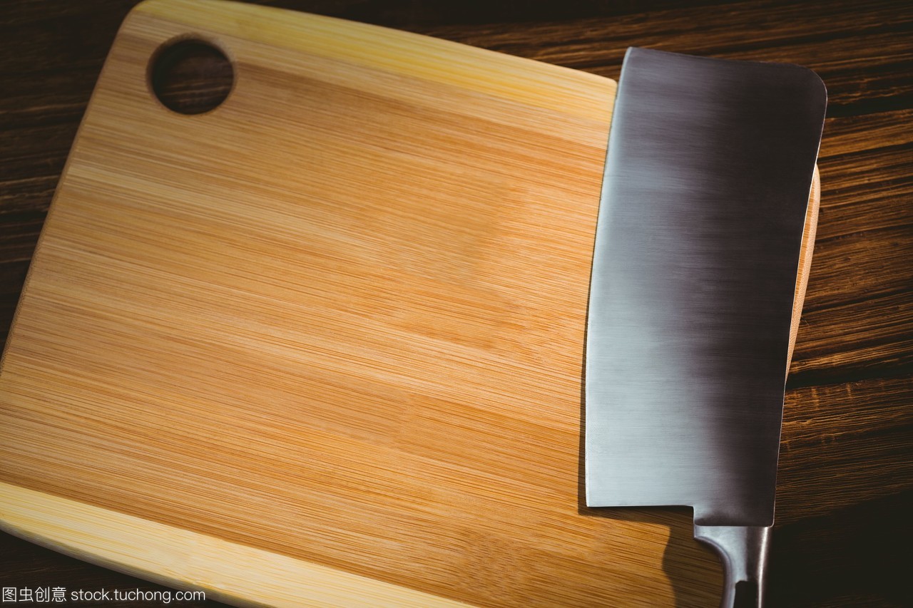 使用大刀切菜板的注意事項(xiàng)與技巧