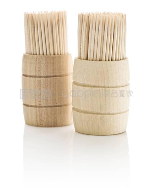 帶牙簽的木制槍管菜板 創(chuàng)意與實用的匠心融合